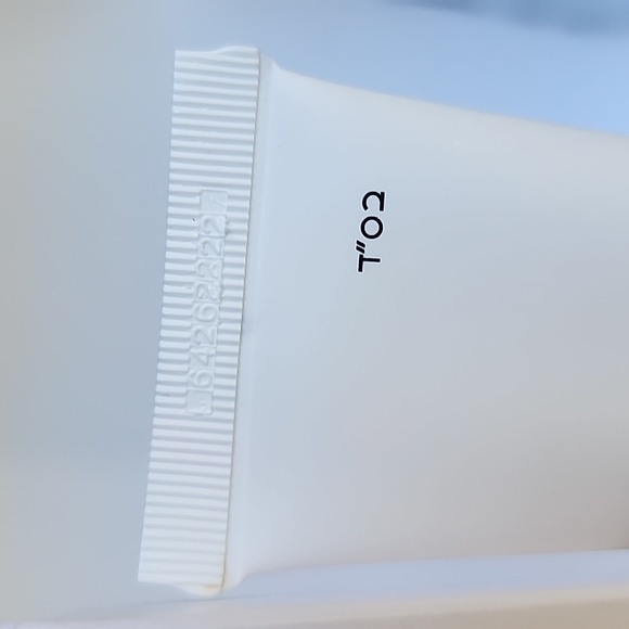 Verb Ghost Exfoliating Scalp Nectar - Picture 6 of 9